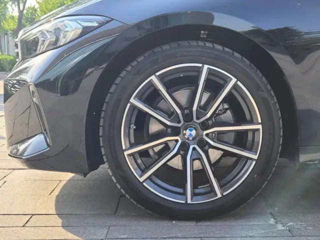 BMW 3 Series — Фото автомобиля 15