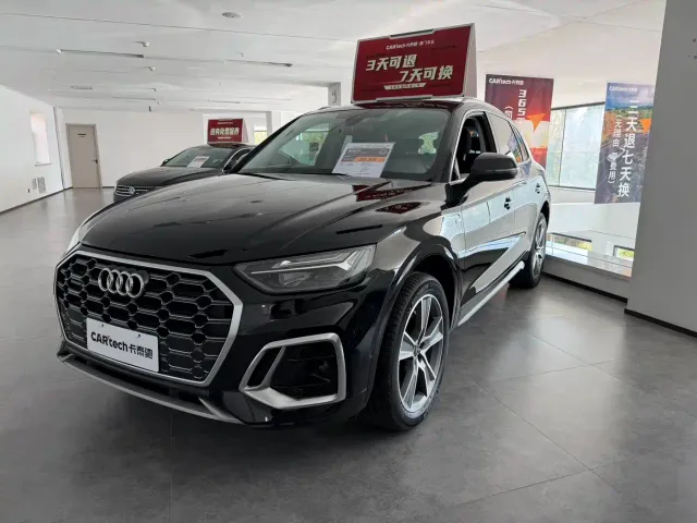 Фотография автомобиля — Audi Q5L