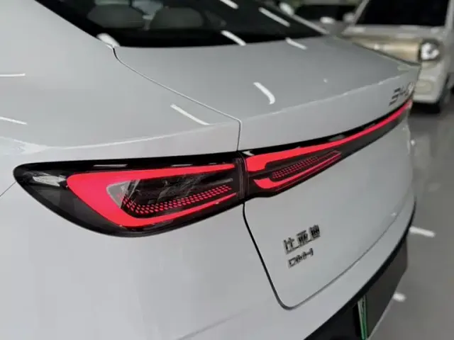 BYD Seal 06 New Energy 2024 DM-i 120KM Flagship — Фото автомобиля 17