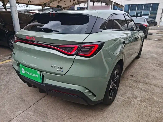 BYD Seal 06 GT — Фото автомобиля 6