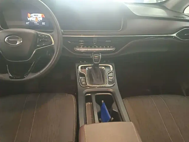 GAC Trumpchi M6 — Фото автомобиля 13