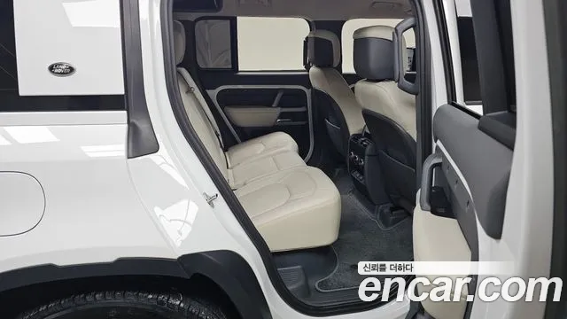 Land Rover Defender Defender (L663) — Фото автомобиля 11