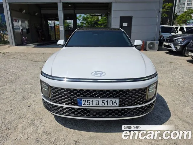 Hyundai Grandeur GN7 — Фото автомобиля 2