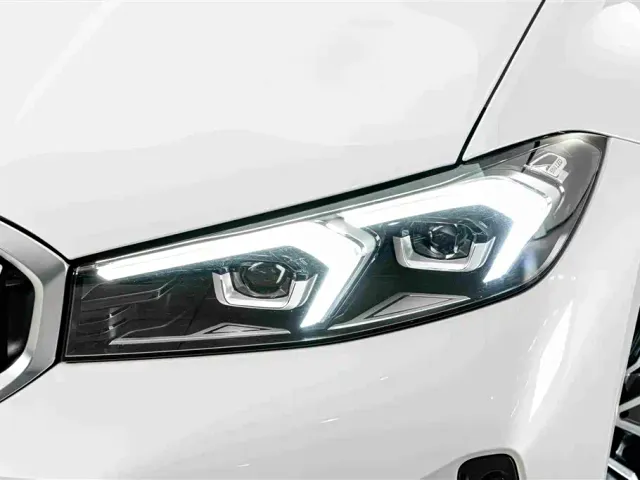 BMW 3 Series — Фото автомобиля 4