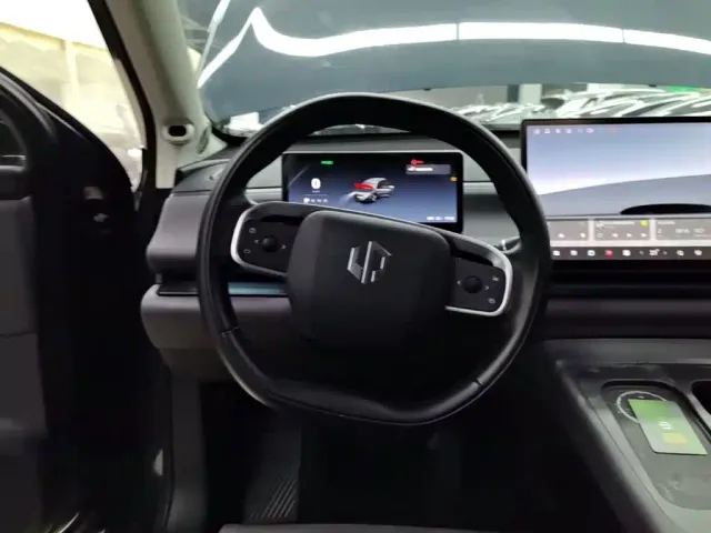 Leapmotor C10 — Фото автомобиля 10