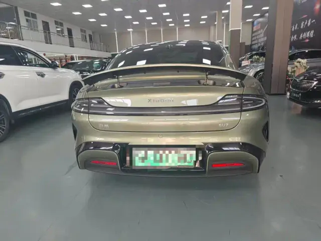 Xiaomi SU7 — Фото автомобиля 7