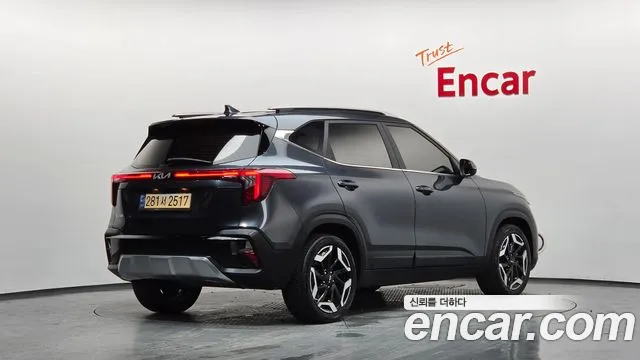 Kia Seltos Бензин 1.6 турбо 2WD — Фото автомобиля 2