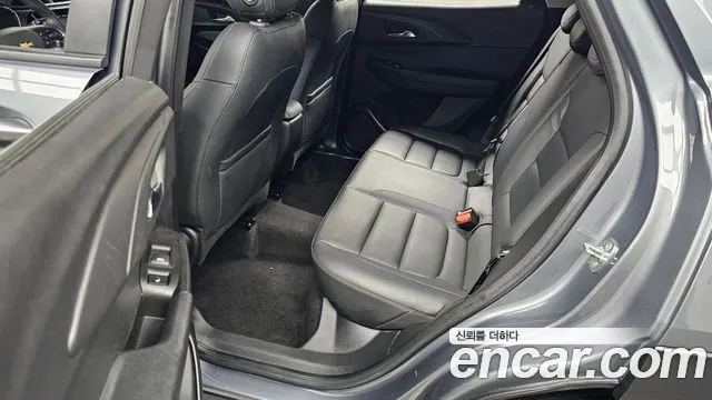 ChevroletGMDaewoo Trailblazer Trailblazer 1.3 турбо 4WD — Фото автомобиля 11
