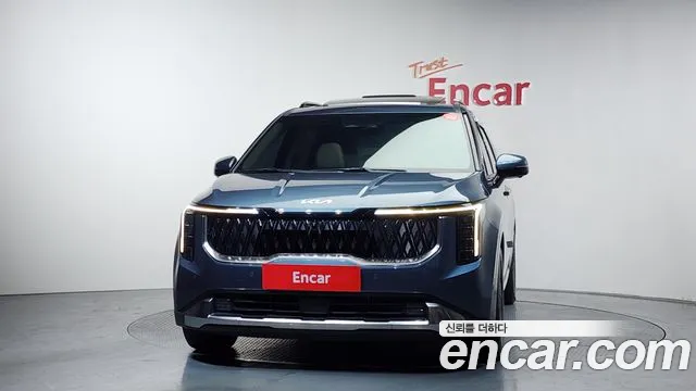 Kia Canival Новый Carnival 4 поколение Дизель 9 мест Signature — Фото автомобиля 3