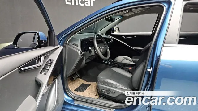 Kia Niro — Фото автомобиля 15