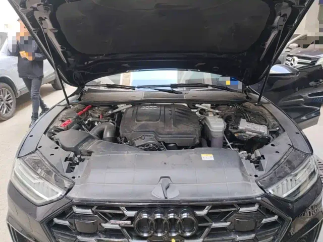 Audi A7L — Фото автомобиля 19