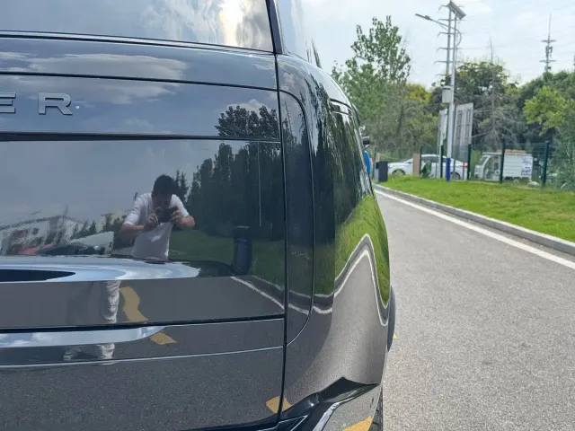 Land Rover Range Rover — Фото автомобиля 9