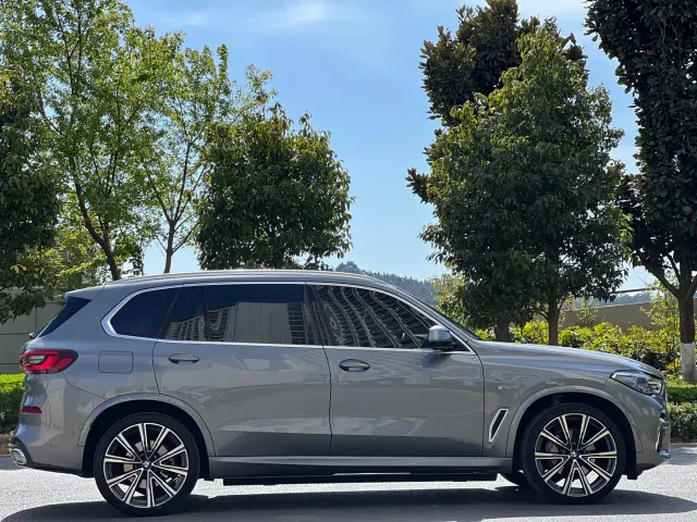 BMW X5 — Фото автомобиля 5
