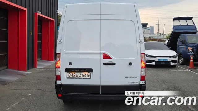 Renault Korea Master — Фото автомобиля 4