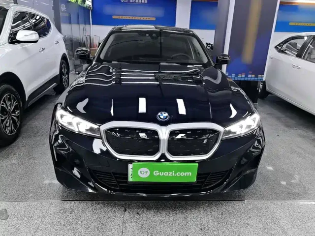 BMW i3 — Фото автомобиля 2