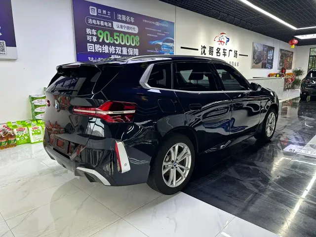 BMW BMW X3 2025 xDrive25L Luxury Package — Фото автомобиля 9