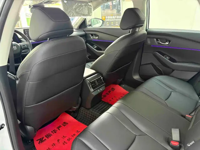 Honda Accord — Фото автомобиля 6