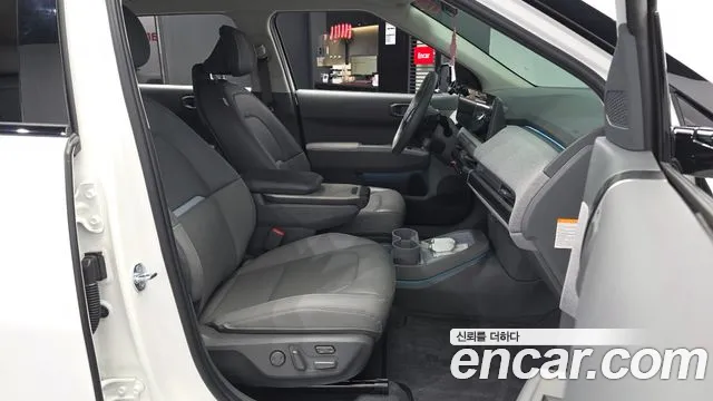 Kia EV3 — Фото автомобиля 11