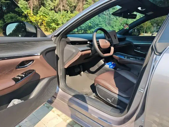 Changan Qiyuan A07 — Фото автомобиля 12