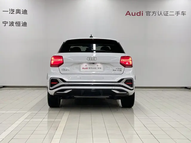 Audi Q2L — Фото автомобиля 4