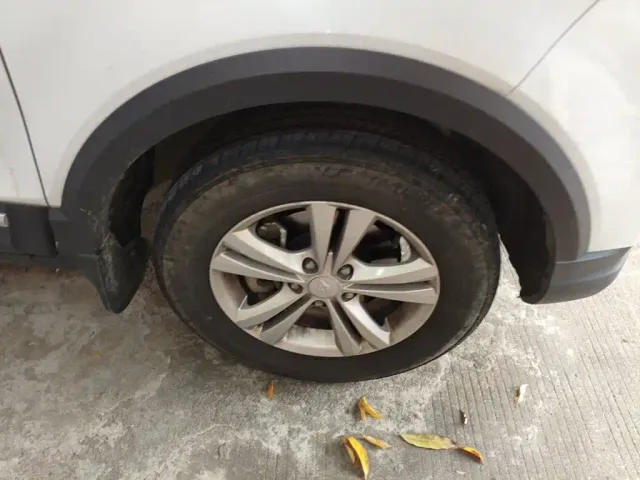 BAIC Ruixiang X3 — Фото автомобиля 8