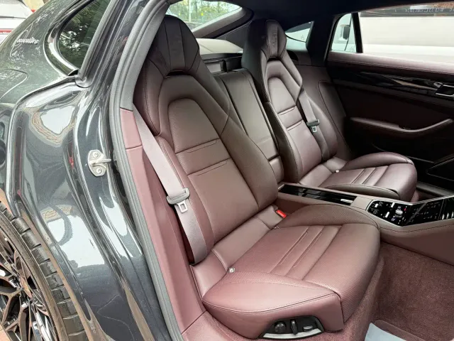 Porsche Panamera — Фото автомобиля 26