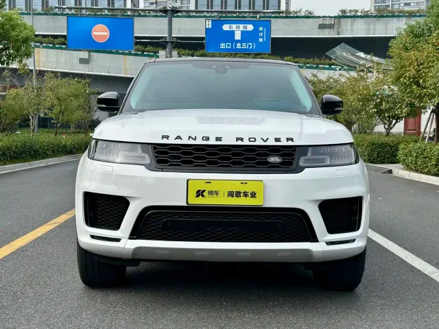 Land Rover Range Rover Sport — Фото автомобиля 2
