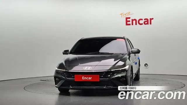 Hyundai Avante CN7 — Фото автомобиля 2