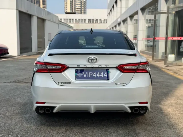Toyota Camry — Фото автомобиля 8