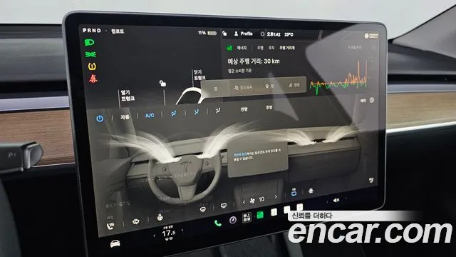 Tesla Model Y — Фото автомобиля 5