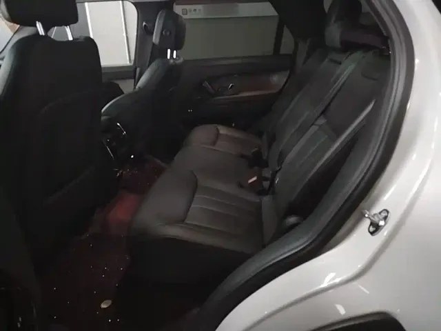 Land Rover Range Rover Sport — Фото автомобиля 16