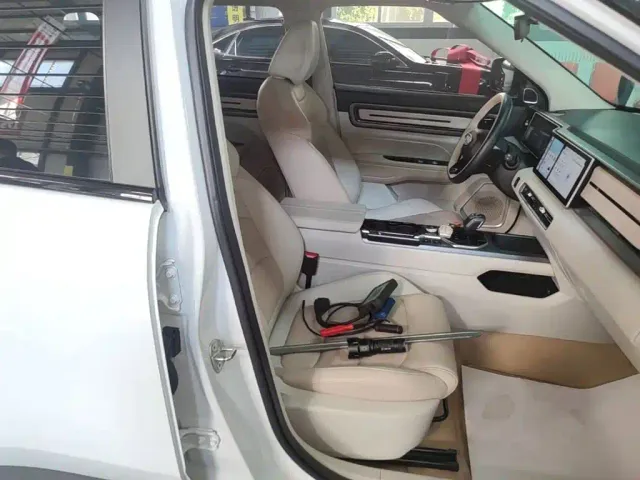 Geely ICON — Фото автомобиля 24