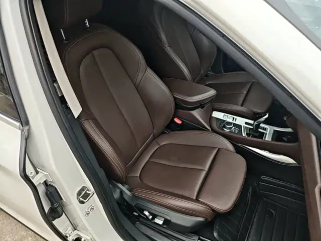 BMW X1 — Фото автомобиля 24