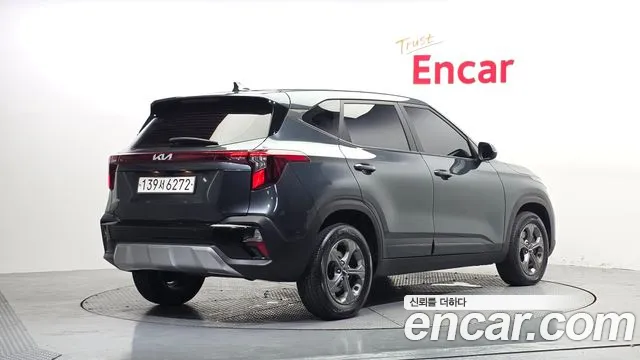 Kia Seltos Бензин 1.6 турбо 2WD — Фото автомобиля 2