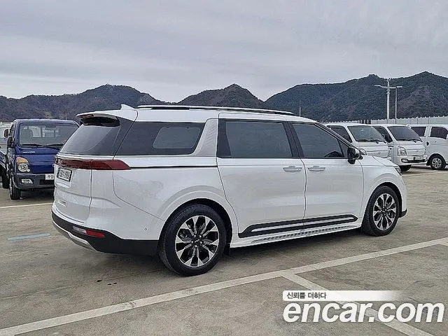 Kia Canival Carnival 4 поколение Бензин 9 мест Noblesse — Фото автомобиля 3