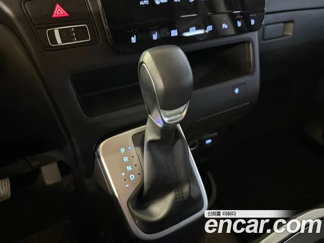 Hyundai Staria — Фото автомобиля 11