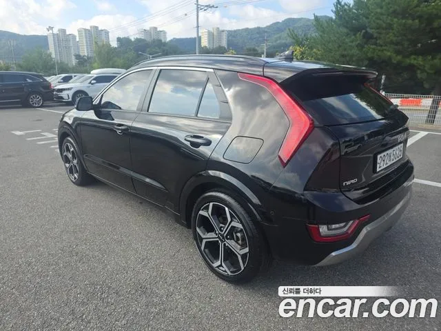 Kia Niro The All New Niro Signature — Фото автомобиля 2