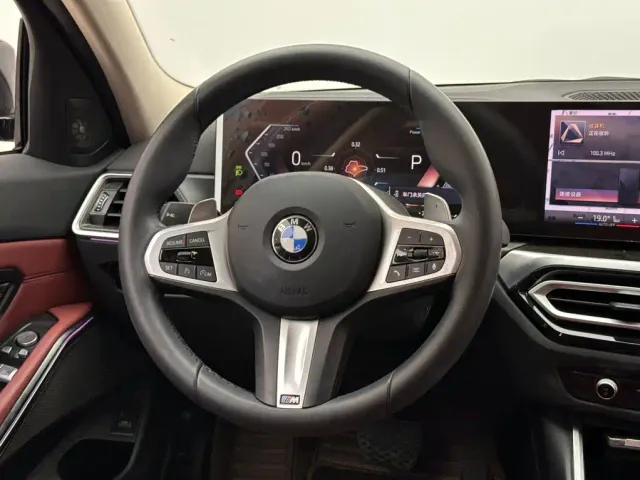 BMW 3 Series — Фото автомобиля 12