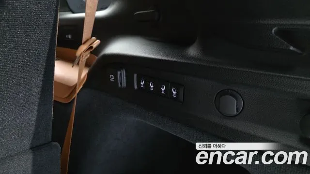 Jeep Cherokee Grand Cherokee(WL) L 3.6 Summit Reserve — Фото автомобиля 23