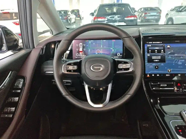GAC Trumpchi M8 — Фото автомобиля 10
