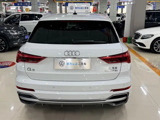 Audi Q3 — Фото автомобиля 4