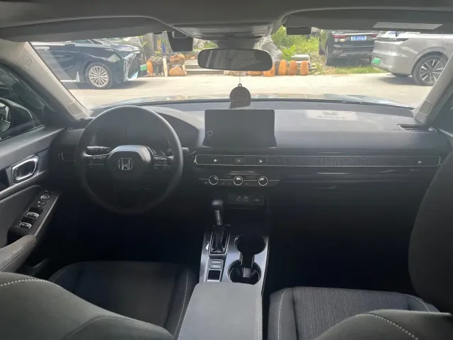 Honda Civic — Фото автомобиля 10