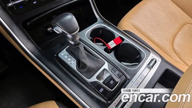 Kia Canival Carnival 4 поколение Бензин 9 мест Prestige — Фото автомобиля 8