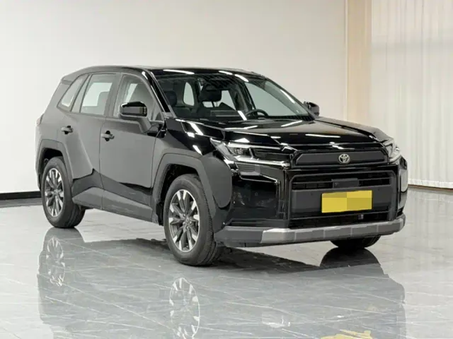 Toyota RAV4 — Фото автомобиля 7