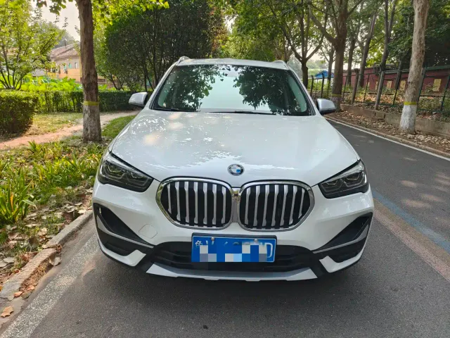 BMW X1 — Фото автомобиля 2