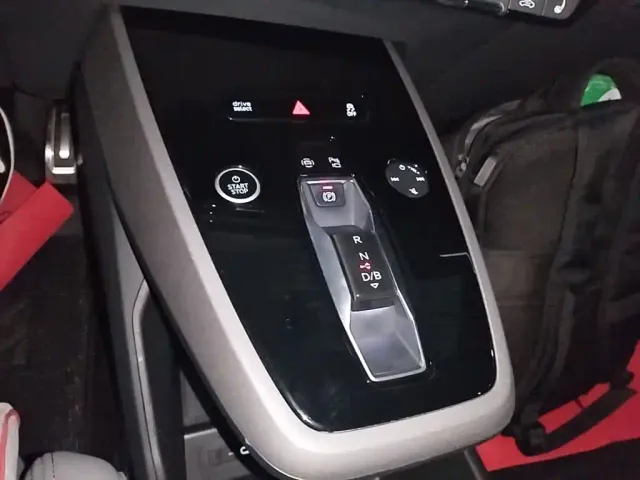 Audi Audi Q5 e-tron 2022 40 e-tron Starlight Mech Suit — Фото автомобиля 13
