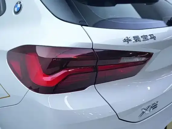 BMW X2 — Фото автомобиля 12