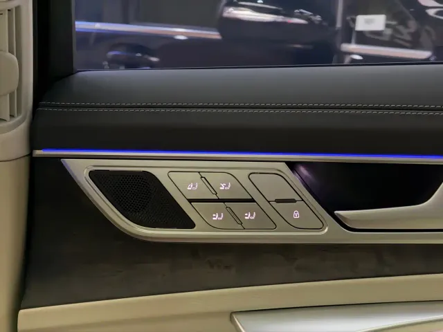Audi A6L — Фото автомобиля 16