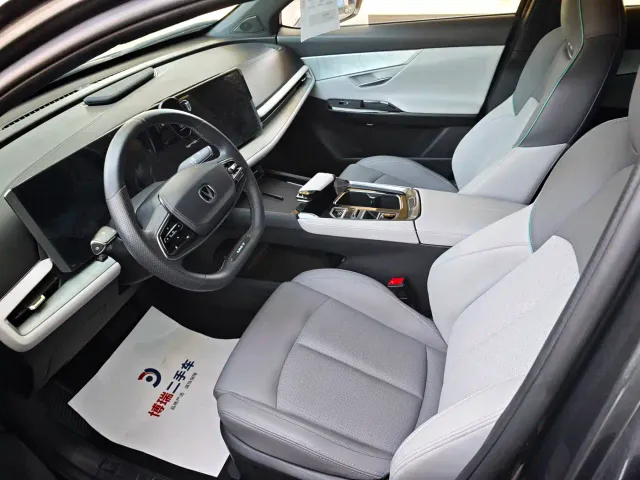 Changan UNI-T — Фото автомобиля 5