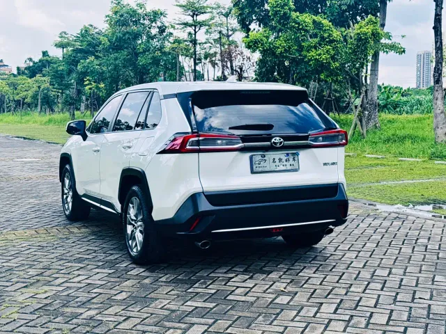 Toyota Wildlander — Фото автомобиля 6